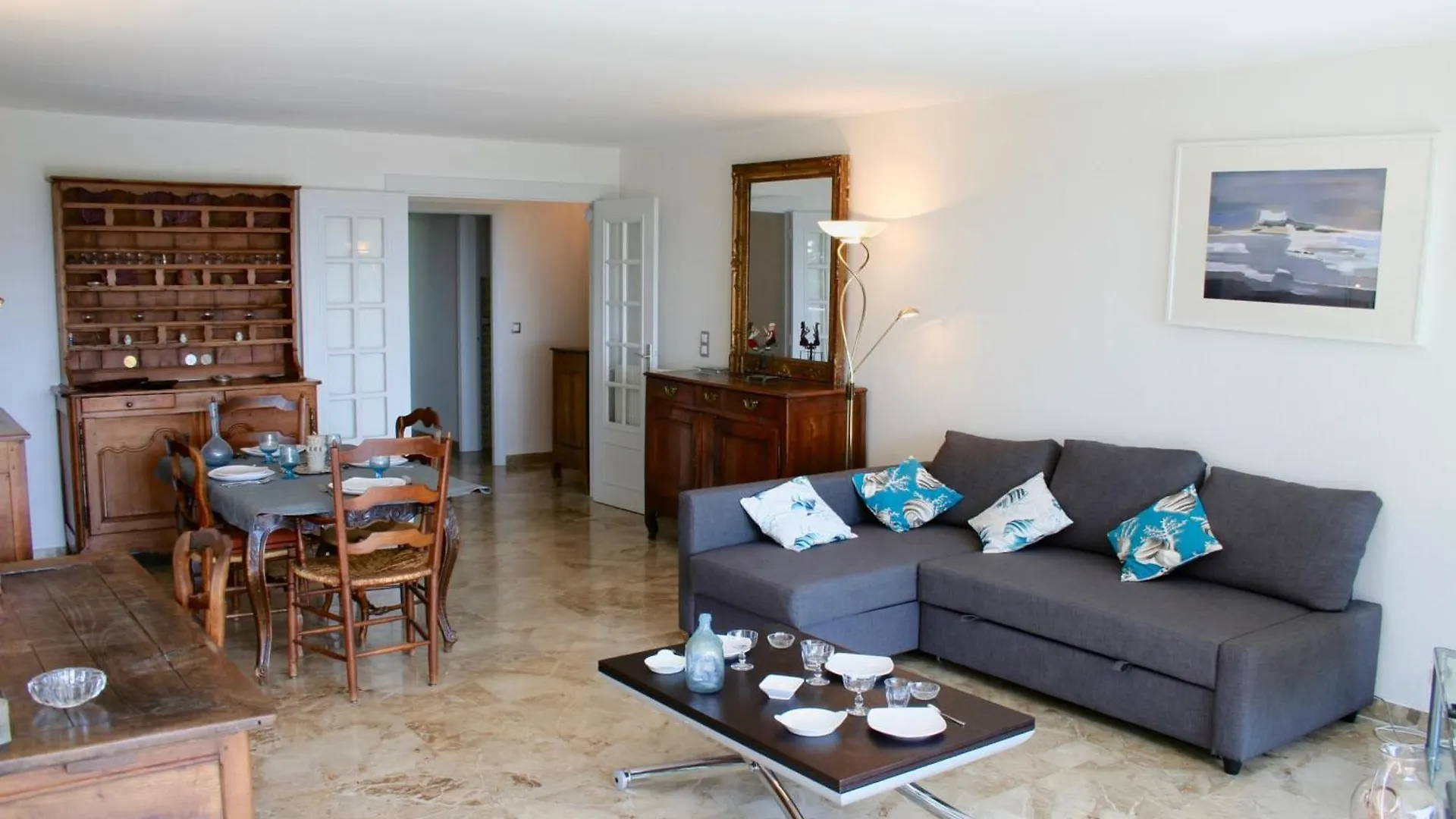 Sea View & Gardens In Antibes Apartment France