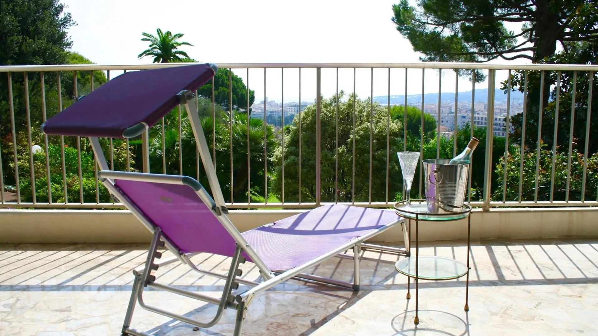 Sea View & Gardens In Antibes Apartment 0*,