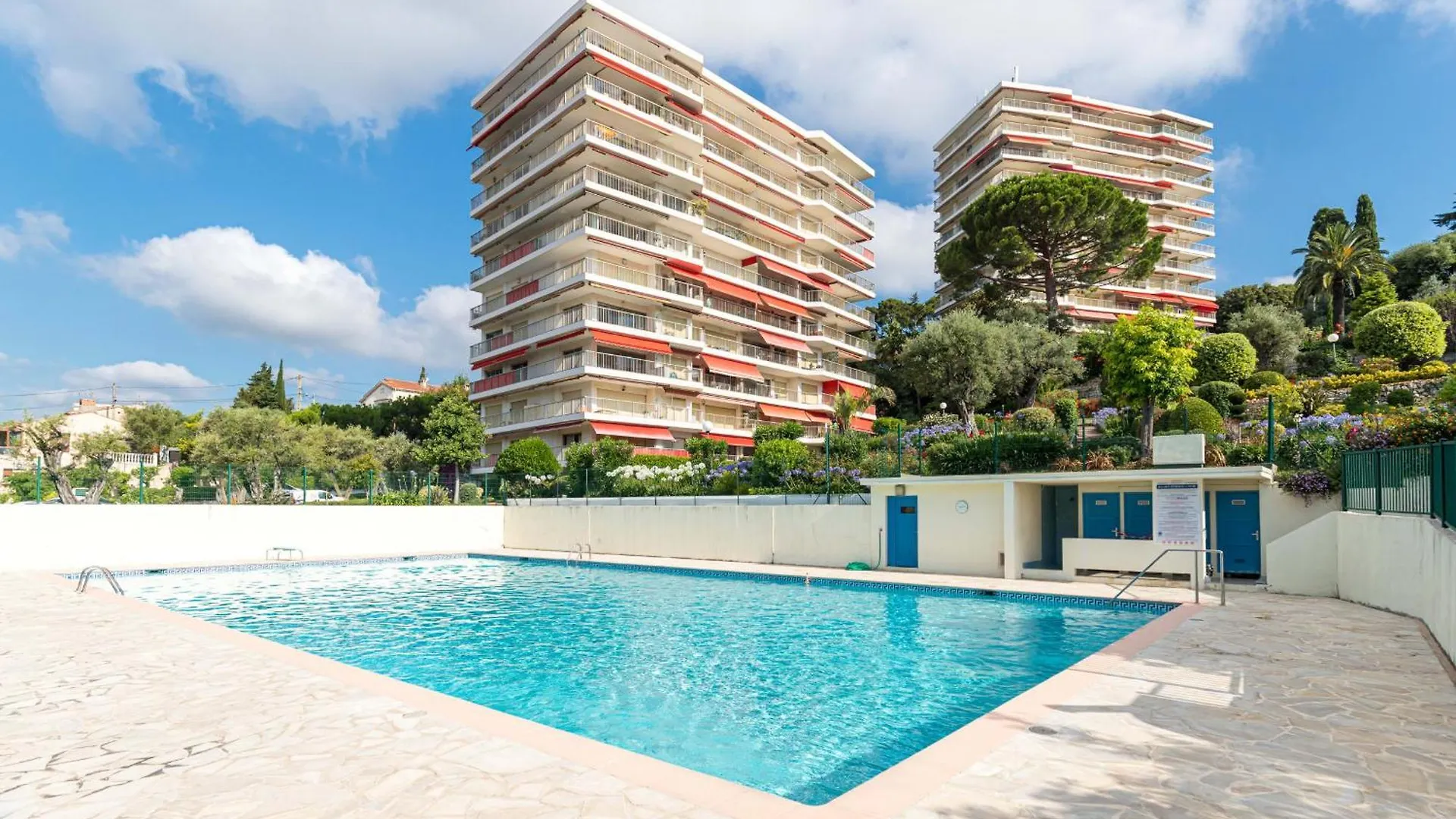 Sea View & Gardens In Antibes Apartment