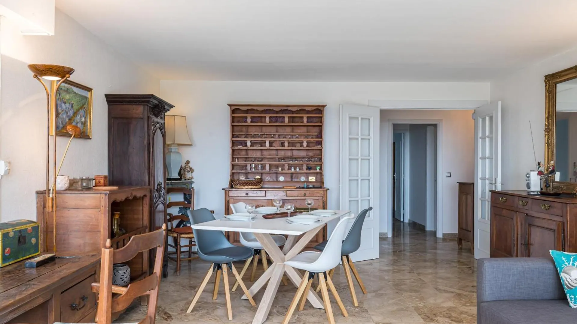 Sea View & Gardens In Antibes Apartment France